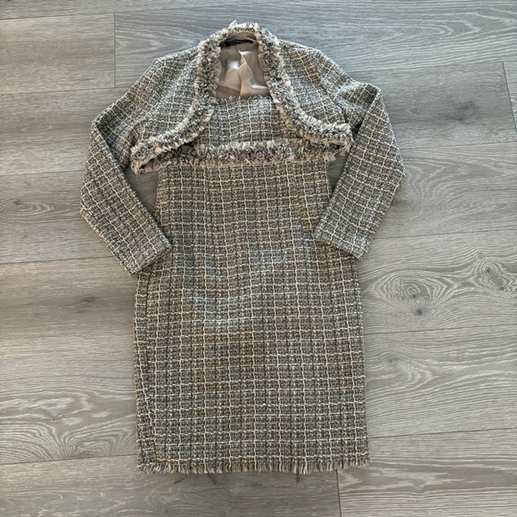 Rinascimento Jackets & Blazers - Rinascimento Womens Beige Plaid Made In Italy 2 Piece Tweed Dress & Jacket Set S